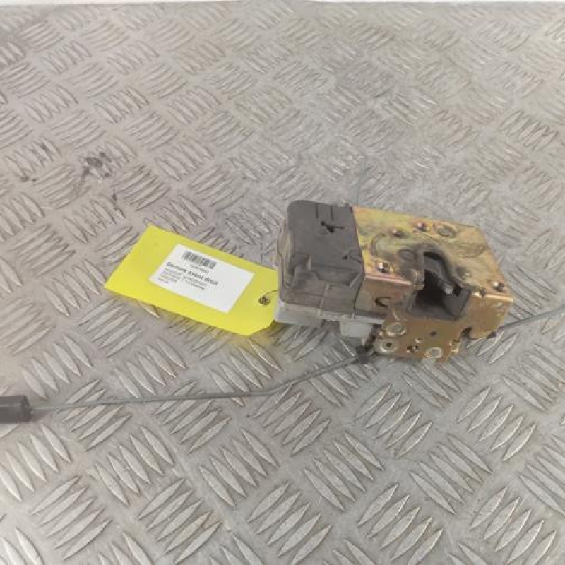 Serrure avant droit PEUGEOT 206