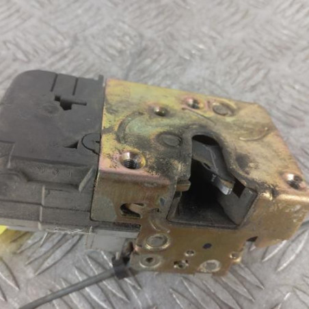 Serrure avant droit PEUGEOT 206