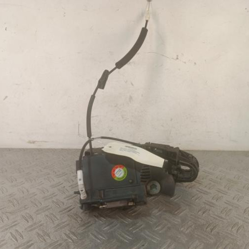 Serrure avant gauche PEUGEOT 308 2 SW