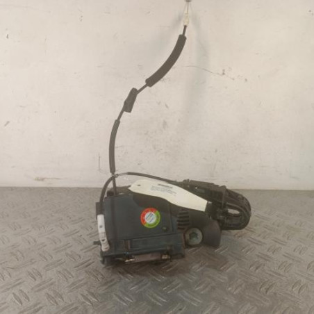 Serrure avant gauche PEUGEOT 308 2 SW Photo n°1