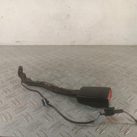 Attache ceinture avant droit VOLKSWAGEN GOLF 6