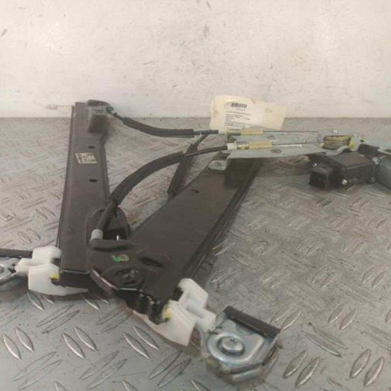 Leve vitre electrique avant gauche OPEL MERIVA B