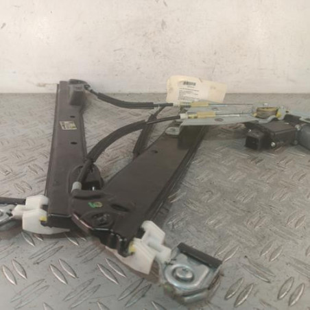 Leve vitre electrique avant gauche OPEL MERIVA B Photo n°1