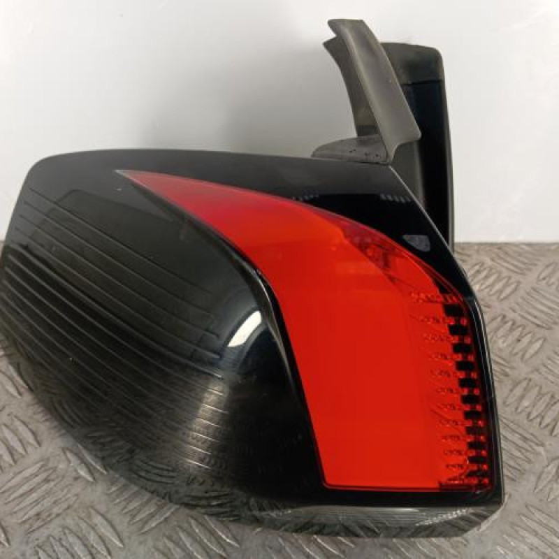 Feu arriere principal gauche (feux) PEUGEOT 5008 2