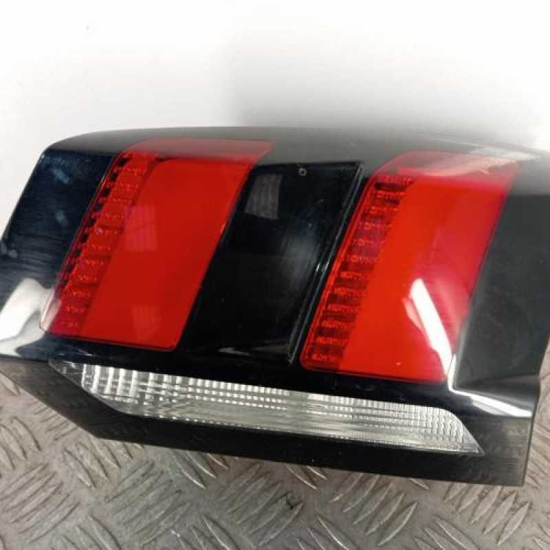 Feu arriere secondaire droit (feux) PEUGEOT 5008 2