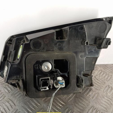 Feu arriere secondaire gauche (feux) PEUGEOT 5008 2