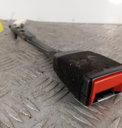 Attache ceinture avant droit PEUGEOT 5008 2 Photo n°3