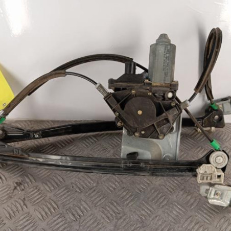 Leve vitre electrique avant droit VOLKSWAGEN POLO 3 Photo n°1