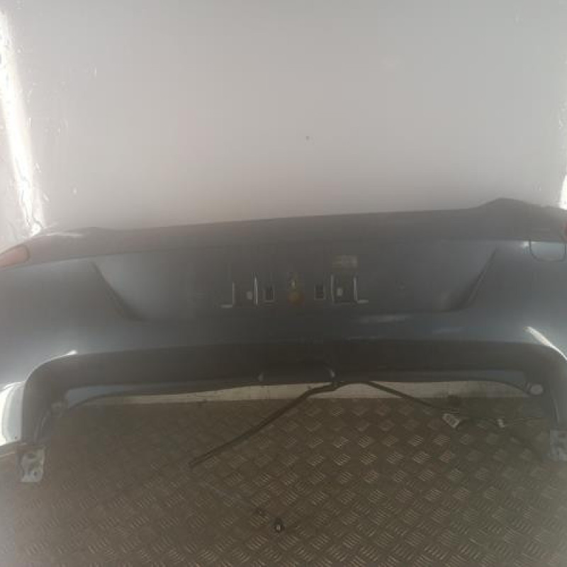 Pare choc arriere RENAULT CLIO 3