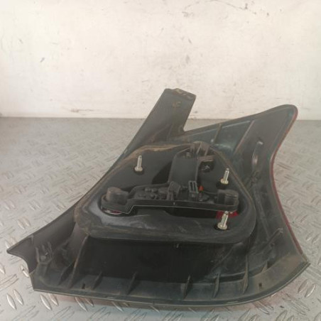 Feu arriere principal gauche (feux) TOYOTA AVENSIS 2