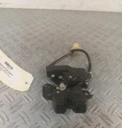 Serrure de hayon TOYOTA AVENSIS 2 Photo n°1