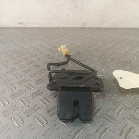 Serrure de hayon TOYOTA AVENSIS 2