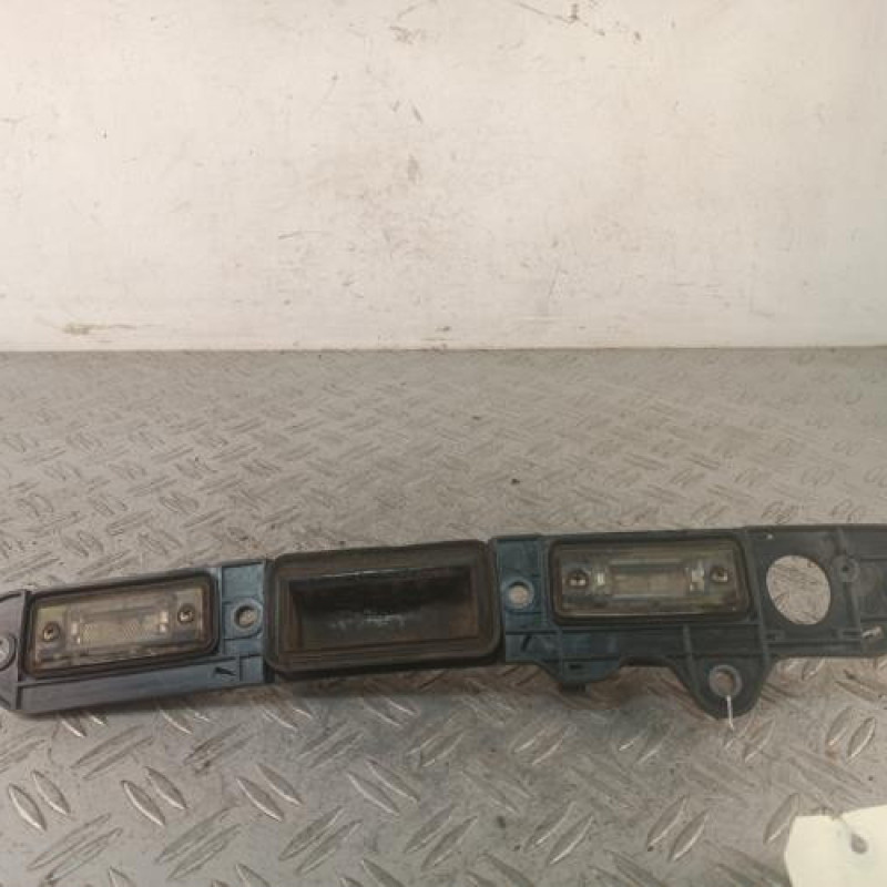 Bouton de coffre VOLKSWAGEN JETTA 3