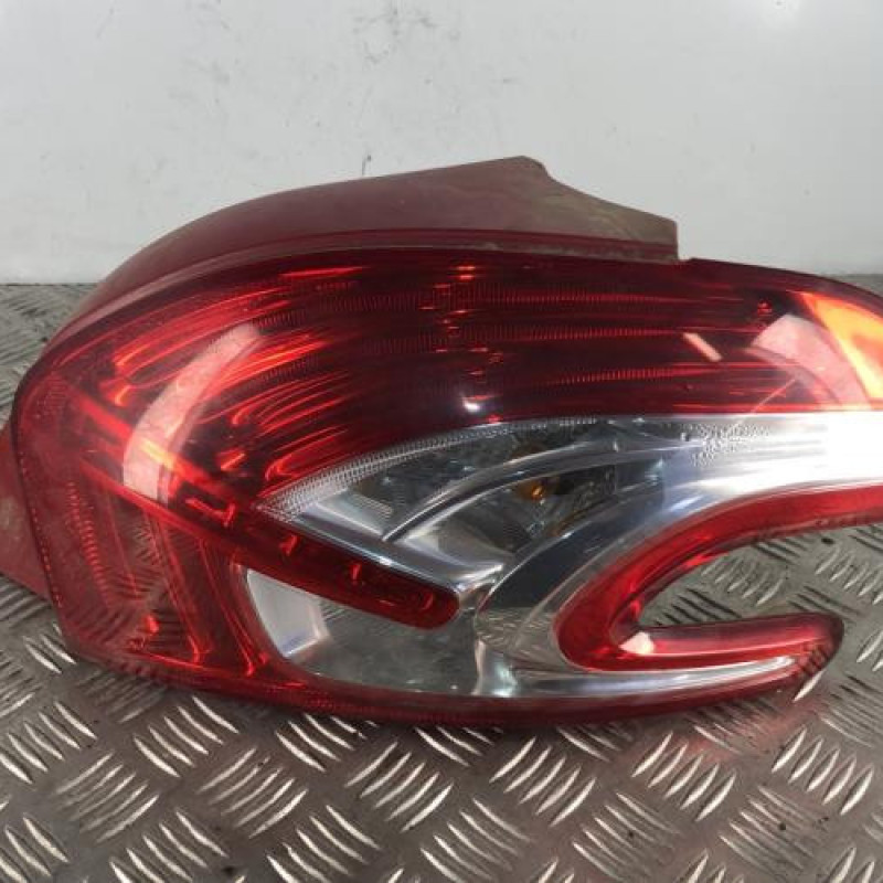 Feu arriere principal droit (feux) PEUGEOT 208 1