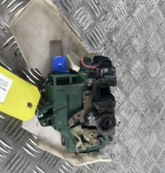 Serrure arriere gauche VOLKSWAGEN POLO 4