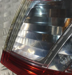 Feu arriere principal droit (feux) PEUGEOT 508 1 SW Photo n°4