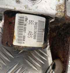 Bloc ABS (freins anti-blocage) PEUGEOT 206 Photo n°4