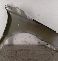 Aile avant gauche TOYOTA AVENSIS 2 Photo n°4