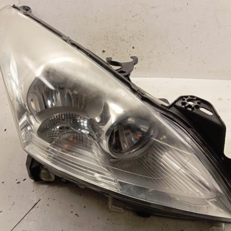 Optique avant principal gauche (feux)(phare) PEUGEOT 5008 1