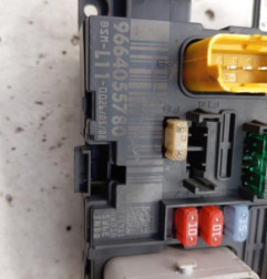 Boitier servitude moteur (BSM) PEUGEOT 207 Photo n°3