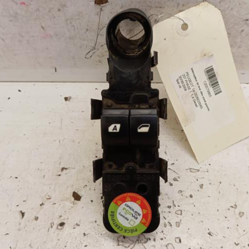 Interrupteur de leve vitre avant gauche PEUGEOT 207