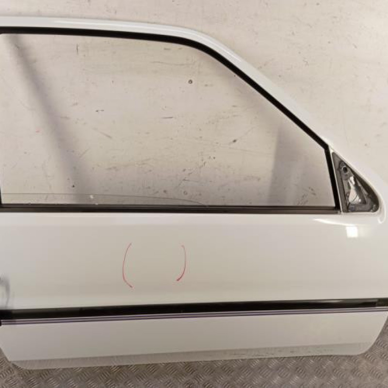 Porte avant droit PEUGEOT 106