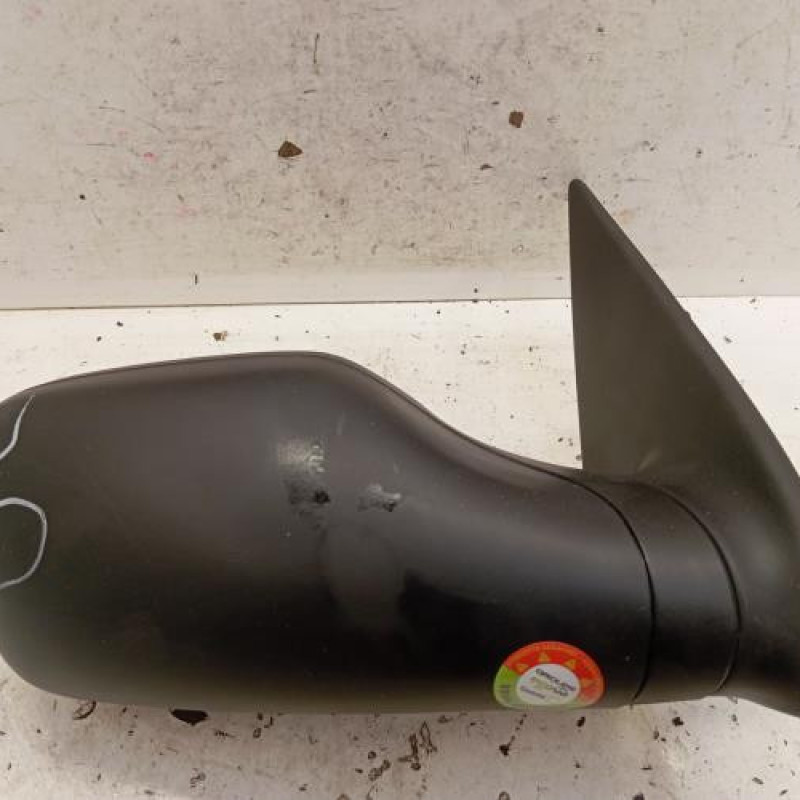 Retroviseur droit PEUGEOT 106
