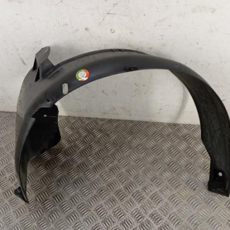 Pare boue avant gauche PEUGEOT 106 Photo n°1