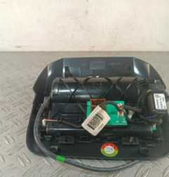 Ecran GPS PEUGEOT 3008 1