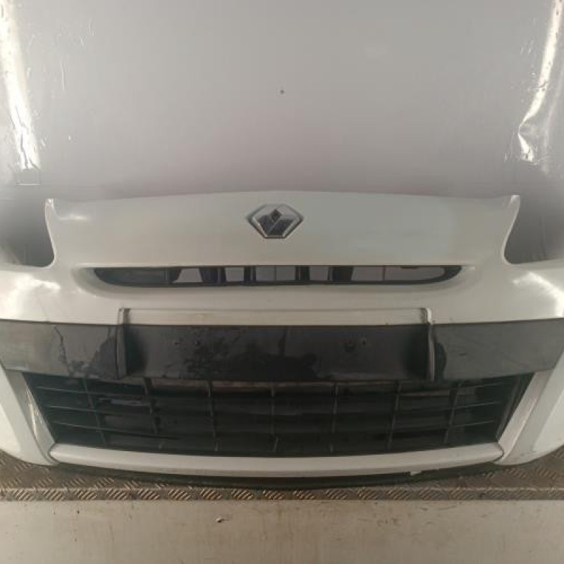 Pare choc avant RENAULT CLIO 3