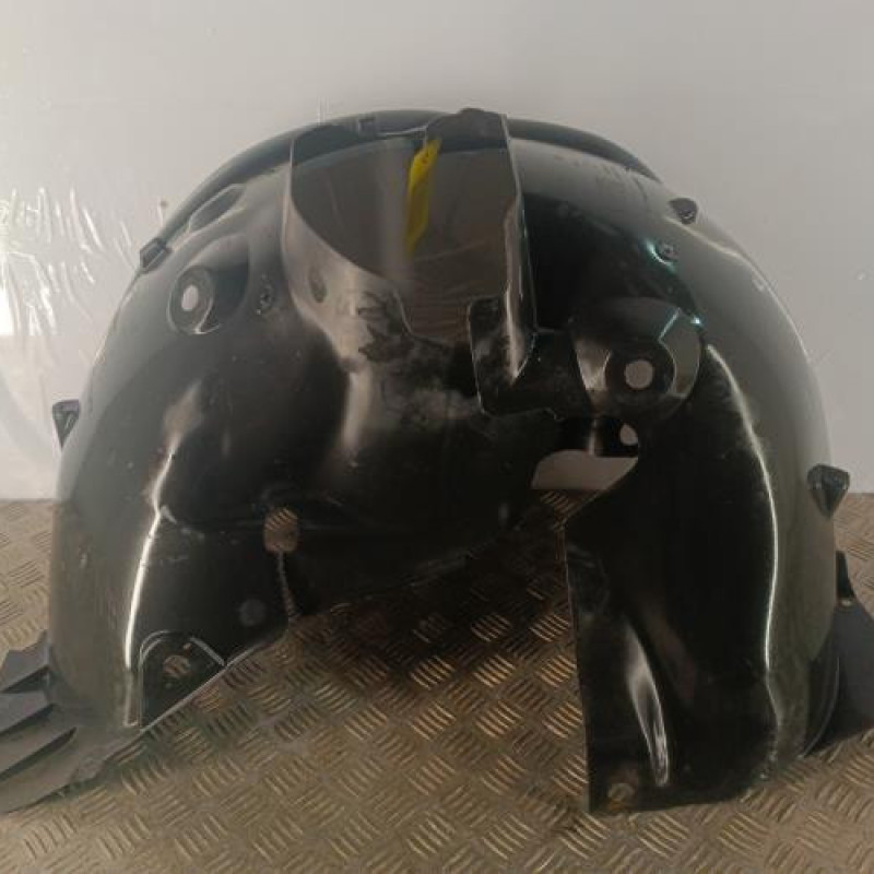 Pare boue avant gauche RENAULT CLIO 3