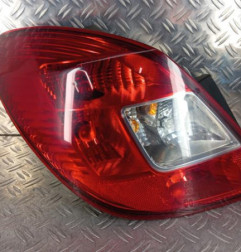 Feu arriere principal gauche (feux) OPEL CORSA D Photo n°1