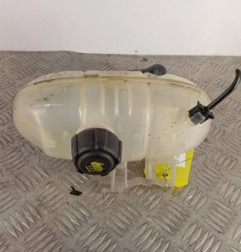 Vase d'expansion NISSAN NV300