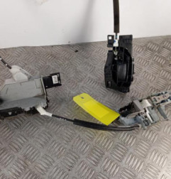 Serrure avant droit PEUGEOT RCZ Photo n°1