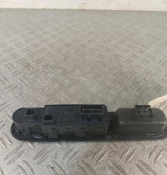 Interrupteur de leve vitre avant gauche PEUGEOT 3008 1