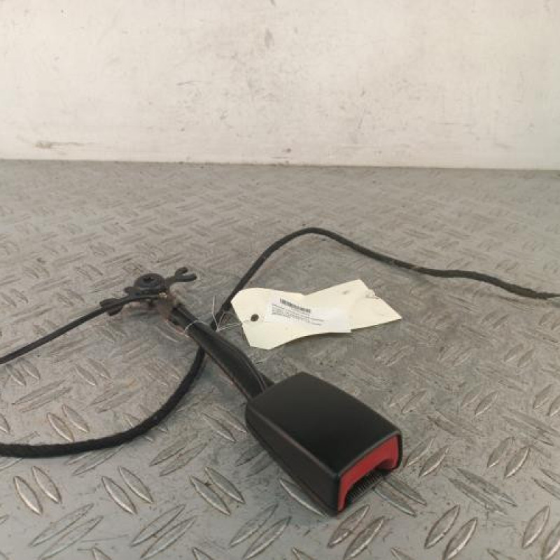 Attache ceinture avant gauche FORD S-MAX 1