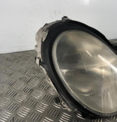 Optique avant principal droit (feux)(phare) MERCEDES CLASSE C 203