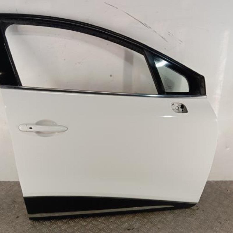 Porte avant droit RENAULT CLIO 4