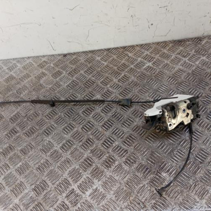 Serrure avant gauche PEUGEOT 207