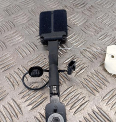 Attache ceinture avant droit OPEL CROSSLAND X