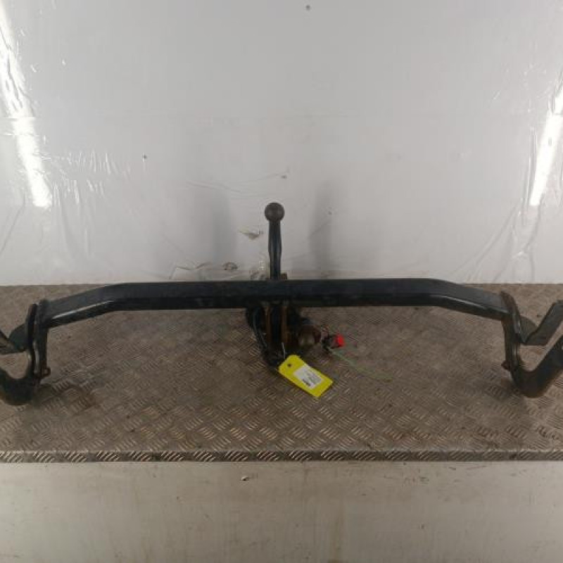 Attelage (boule de remorquage) PEUGEOT 308 2 SW