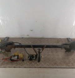 Attelage (boule de remorquage) PEUGEOT 5008 1