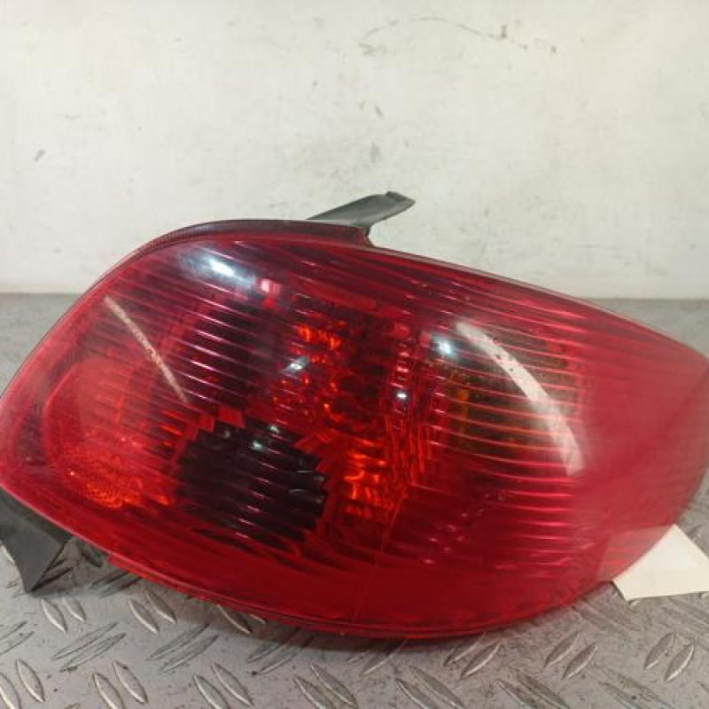 Feu arriere principal droit (feux) PEUGEOT 206