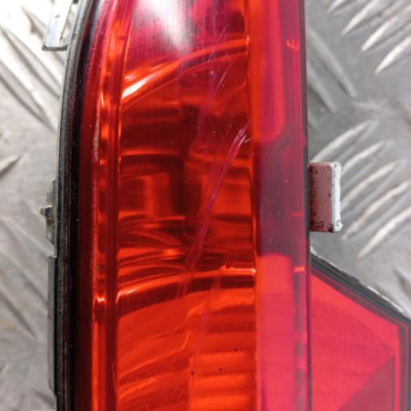 Anti brouillard arriere PEUGEOT 208 1