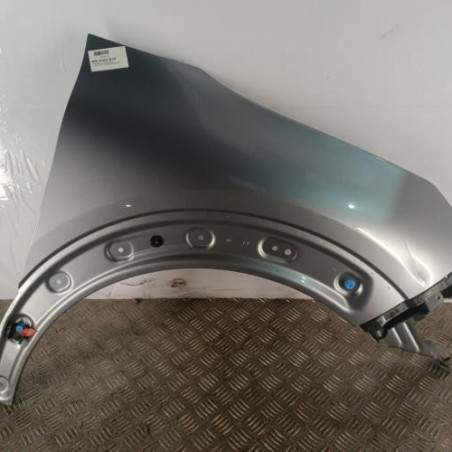 Aile avant droit CITROEN C4 CACTUS Photo n°1