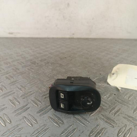 Interrupteur de leve vitre avant gauche PEUGEOT 206 Photo n°1