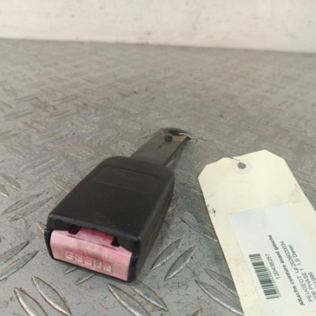 Attache ceinture avant gauche PEUGEOT 206 Photo n°1