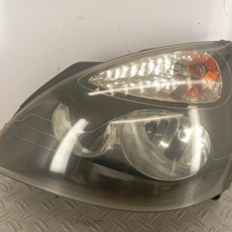 Optique avant principal gauche (feux)(phare) RENAULT CLIO 2