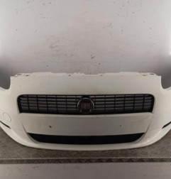 Pare choc avant FIAT GRANDE PUNTO Photo n°1
