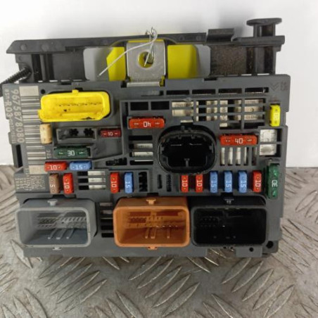 Boitier servitude moteur (BSM) PEUGEOT EXPERT 2 Photo n°1